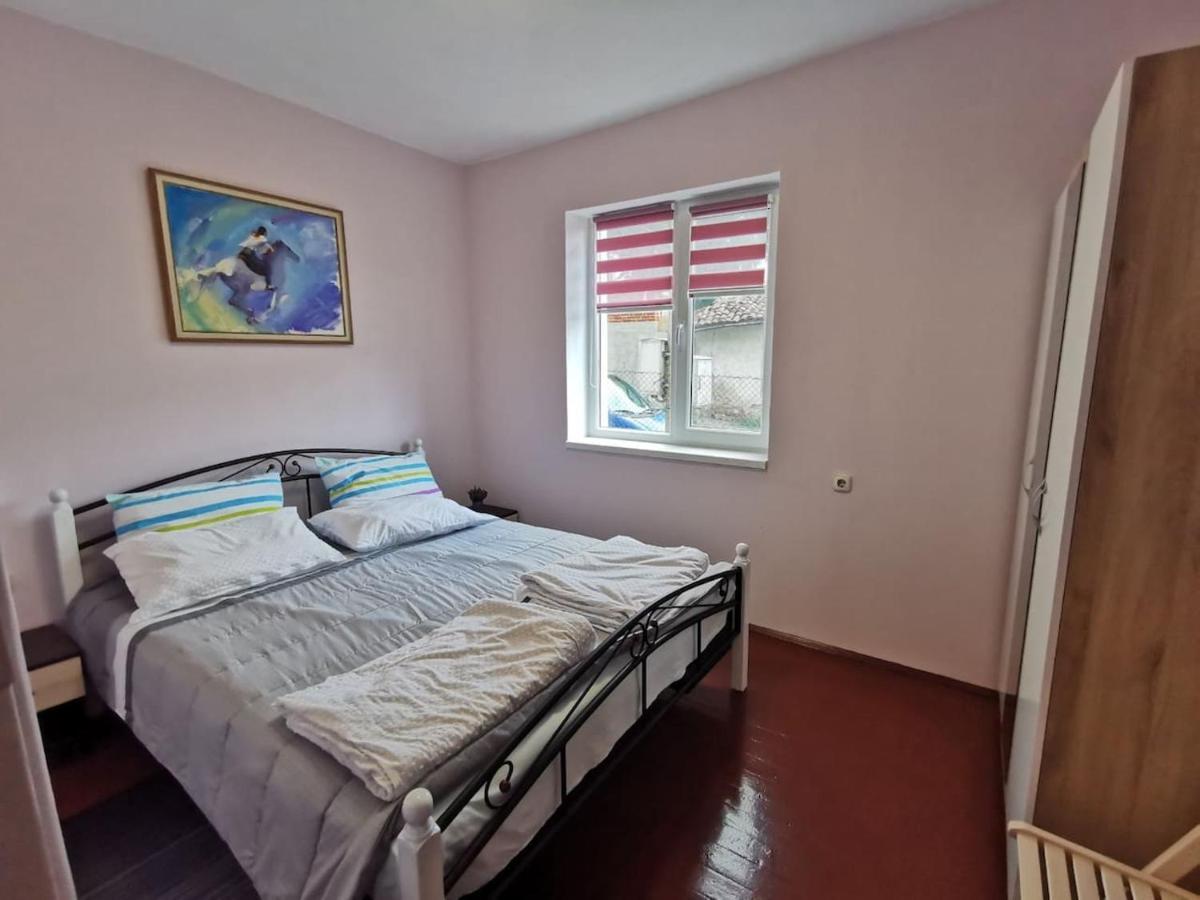Mira Home Veliko Tŭrnovo Exterior foto