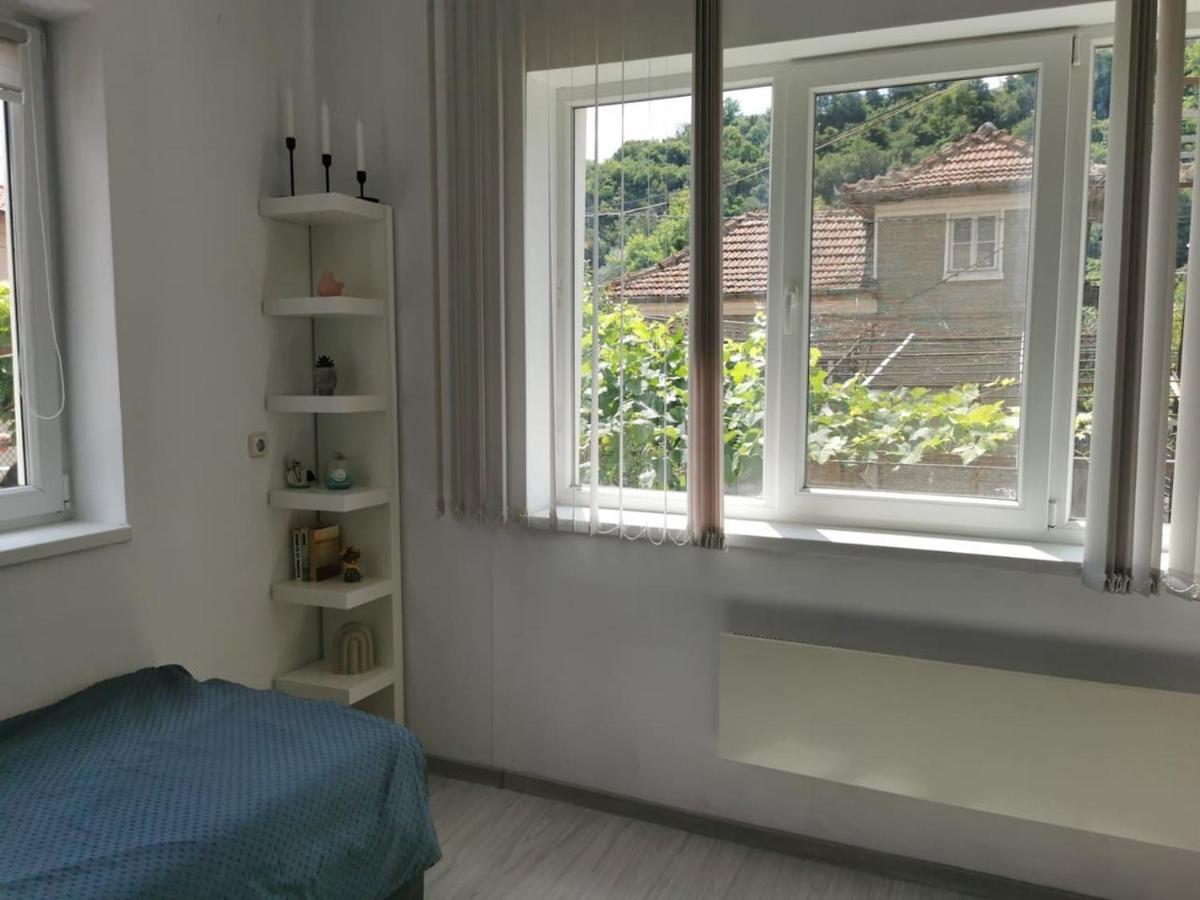 Mira Home Veliko Tŭrnovo Exterior foto